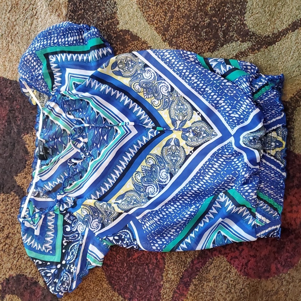 Women's medium blouse